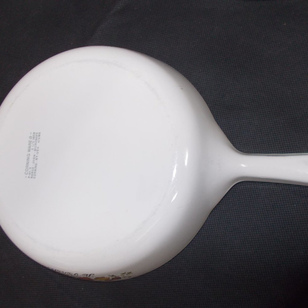 EUC Spice of Life corning ware skilet - Picture 3 of 6